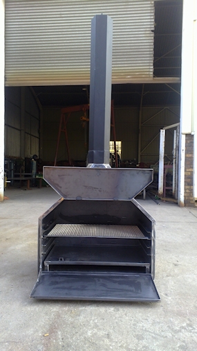 built in mild steel braai with stainless steel grill